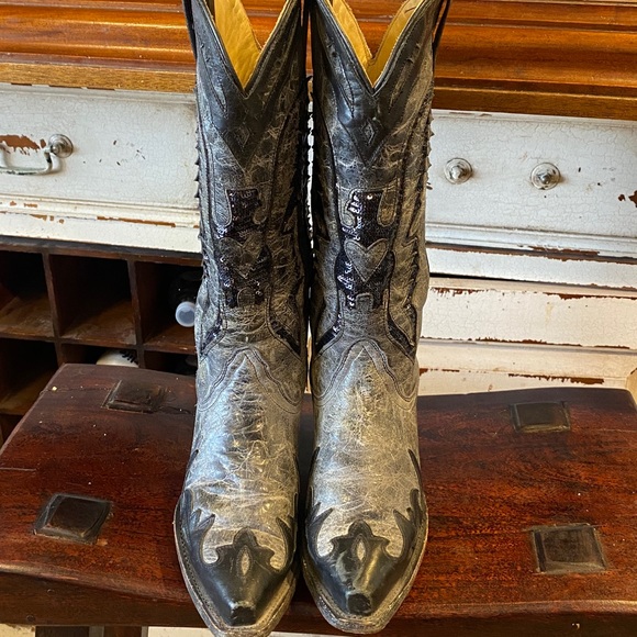 CORRAL BOOTS WOMEN'S EAGLE INLAY SNIP TOE WESTERN BOOT - Picture 3 of 9